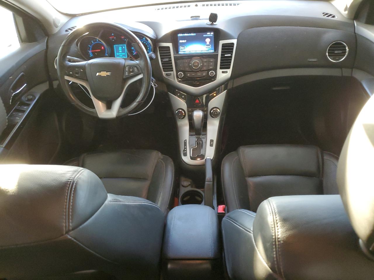 2013 Chevrolet Cruze - Image 8