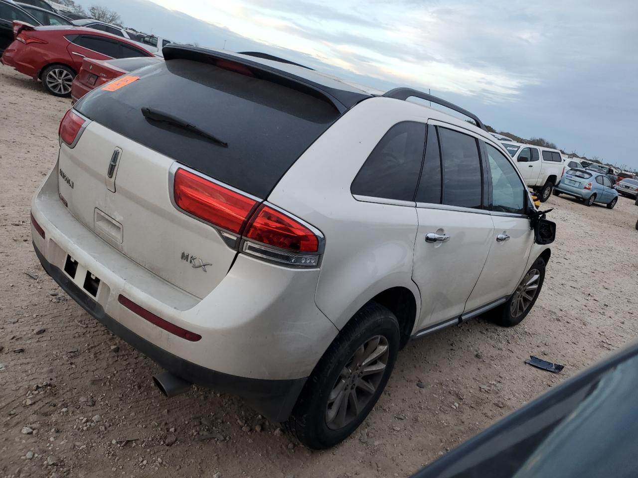 2014 Lincoln MKX - Image 3