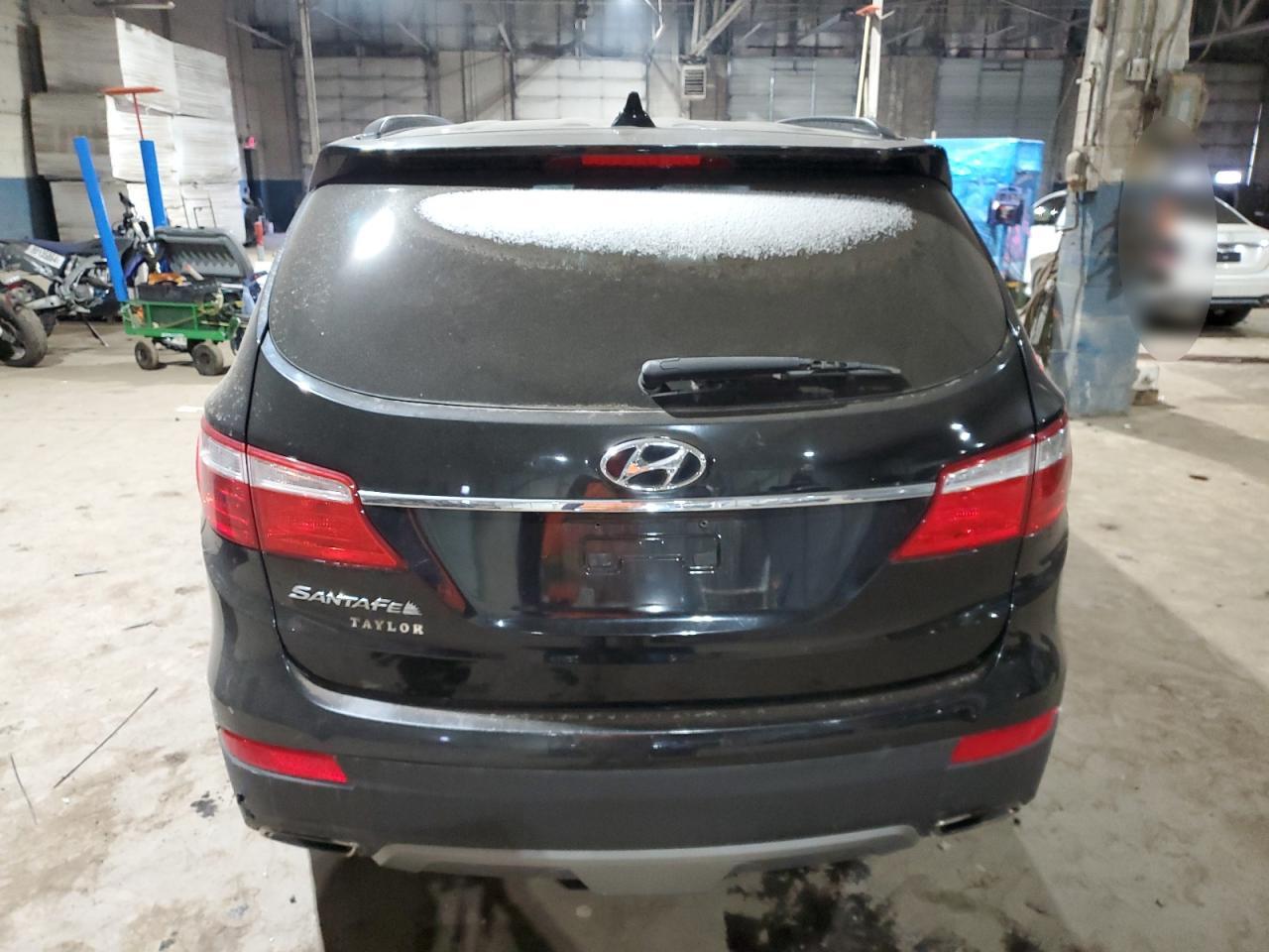 2013 Hyundai Santa Fe - Image 6