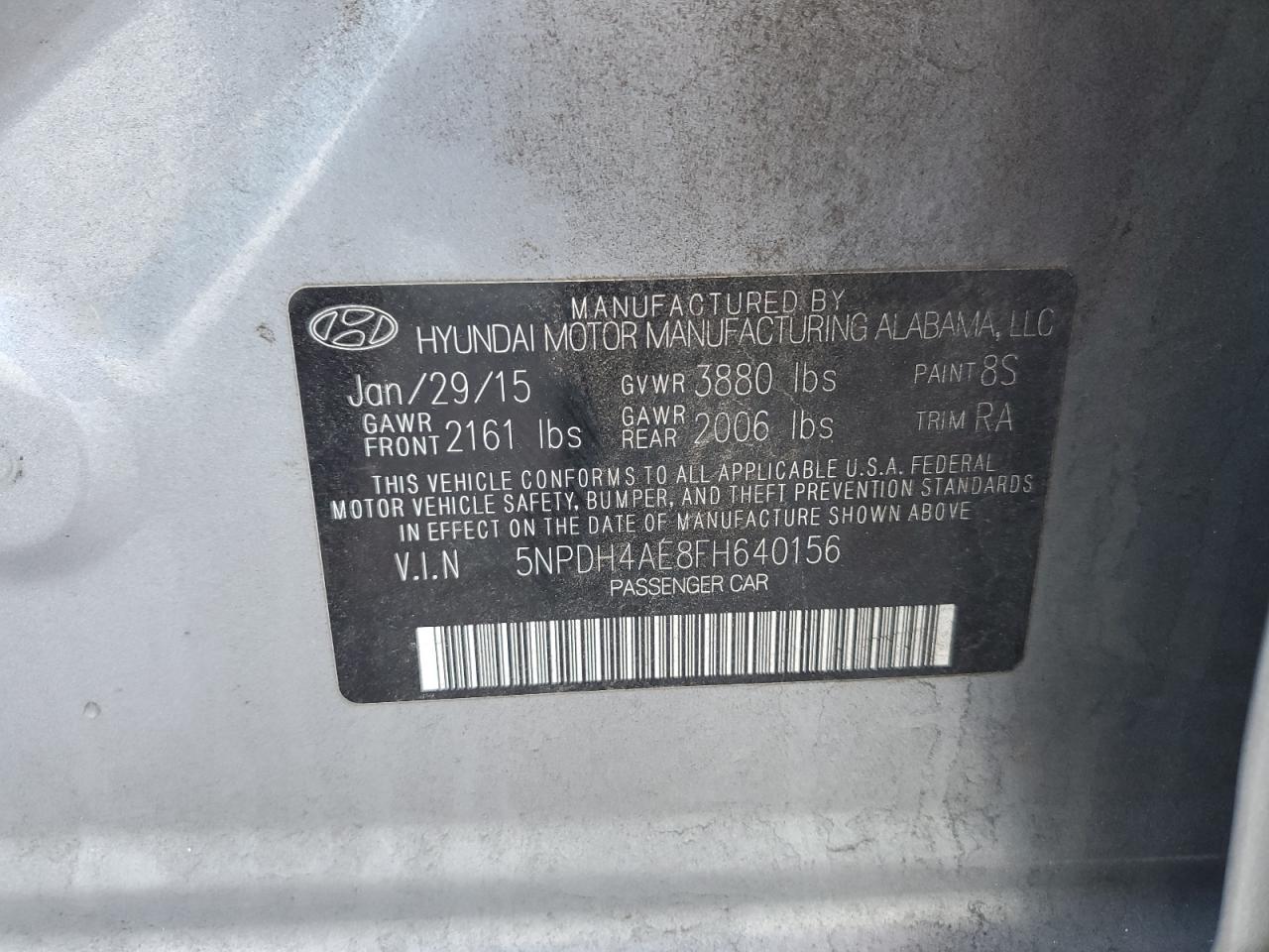 2015 Hyundai Elantra - Image 13