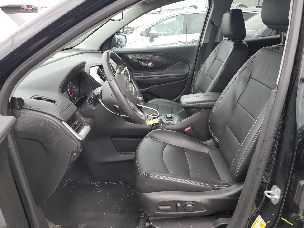 2022 GMC Terrain - Image 7