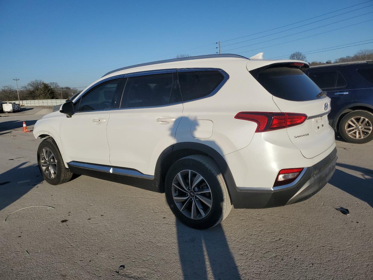 2020 Hyundai Santa Fe - Image 2