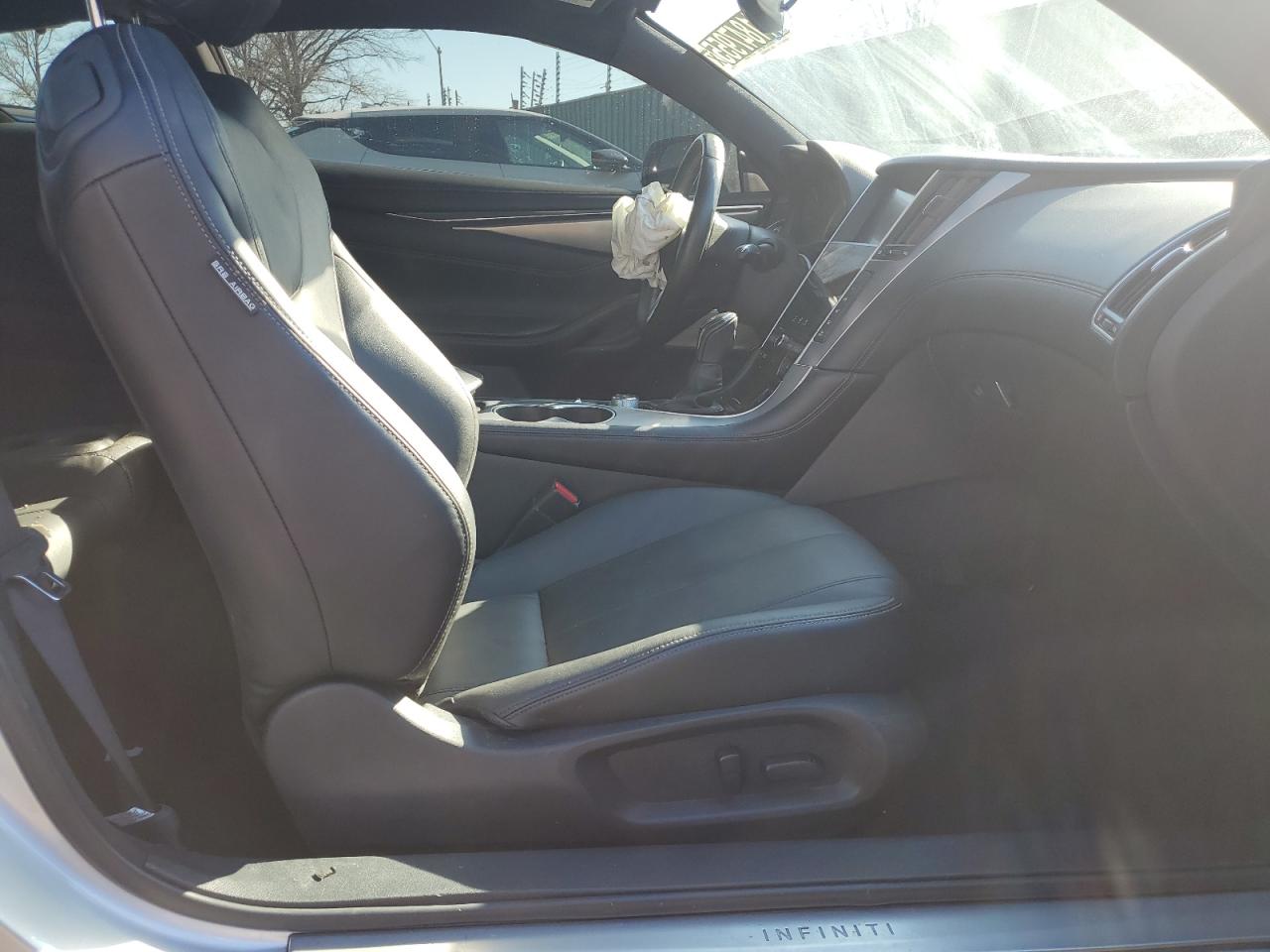 2018 Infiniti Q60 - Image 10
