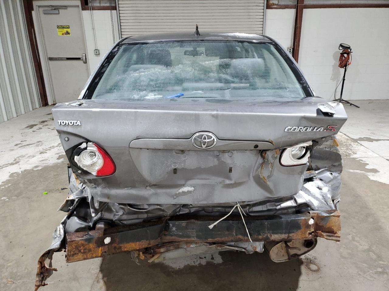 2004 Toyota Corolla - Image 6