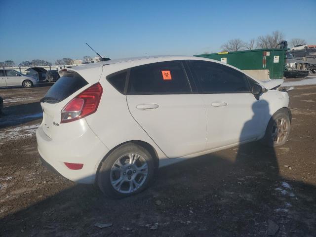 Хэтчбеки FORD FIESTA 2015 Белый