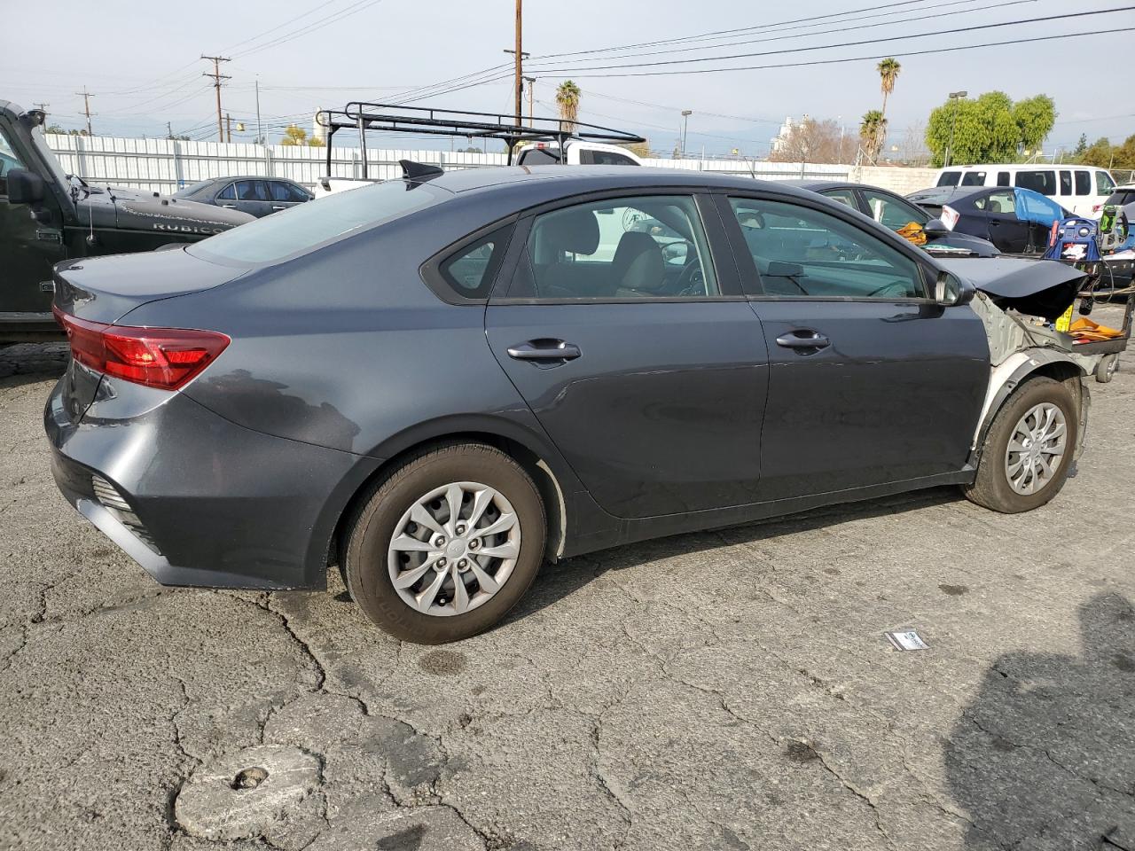 2022 Kia Forte - Image 3