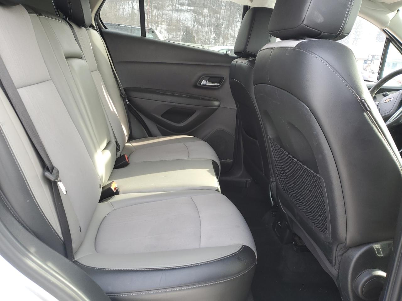2016 Chevrolet Trax - Image 12