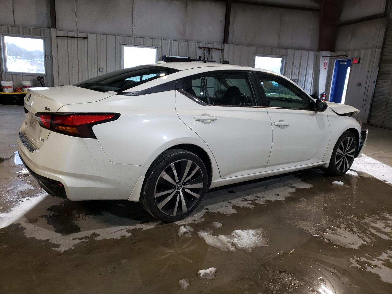 2019 Nissan Altima - Image 3