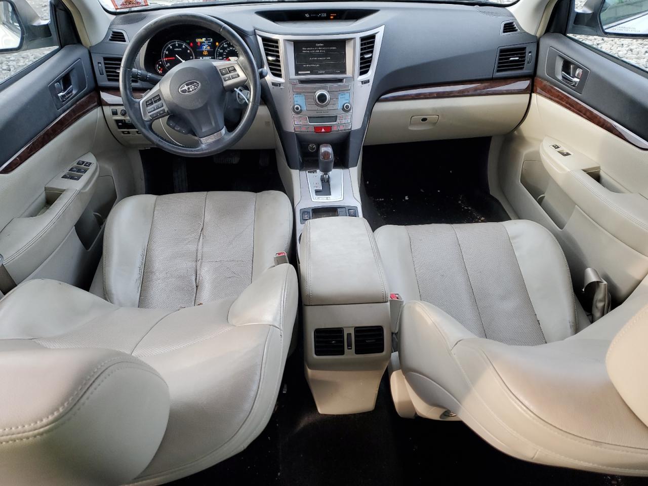 2014 Subaru Legacy - Image 8