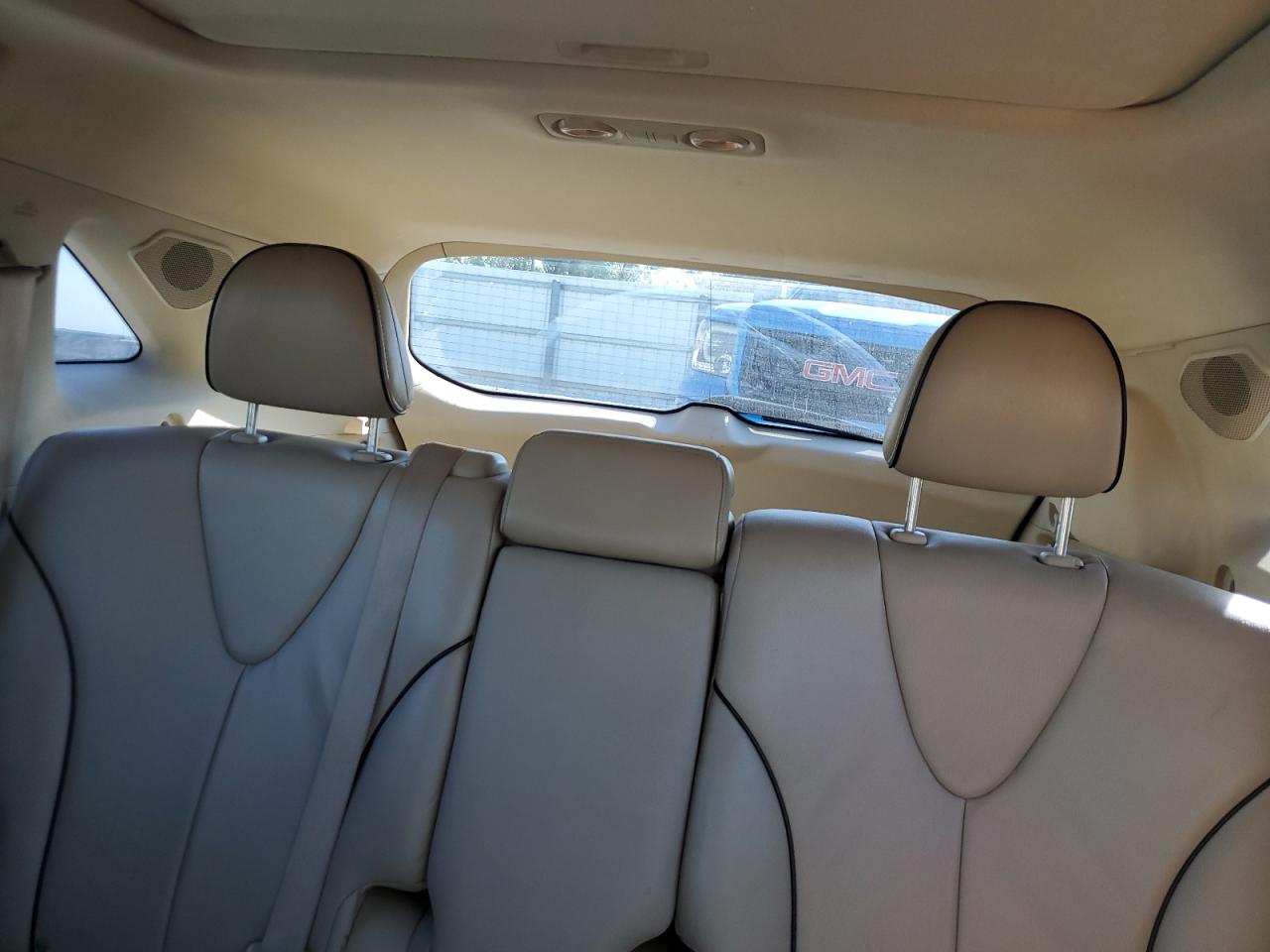 2009 Toyota Venza - Image 10
