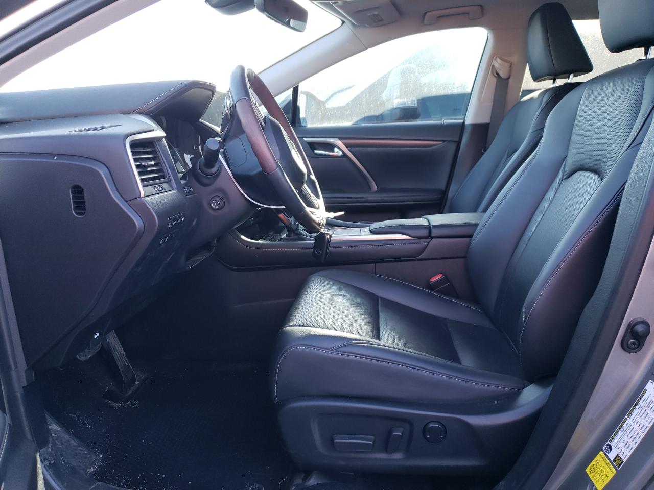 2021 Lexus RX - Image 7