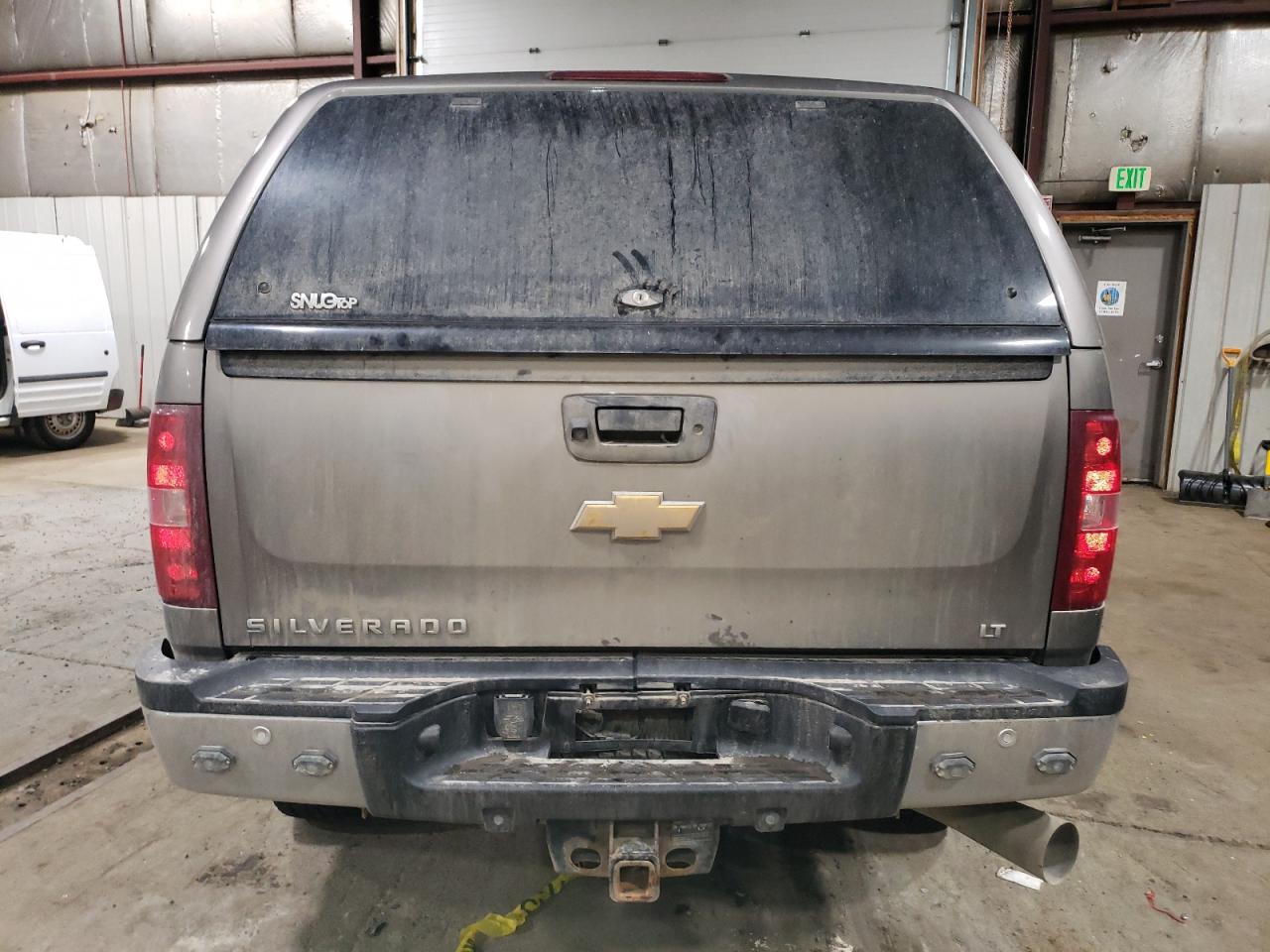 2013 Chevrolet Silverado - Image 6