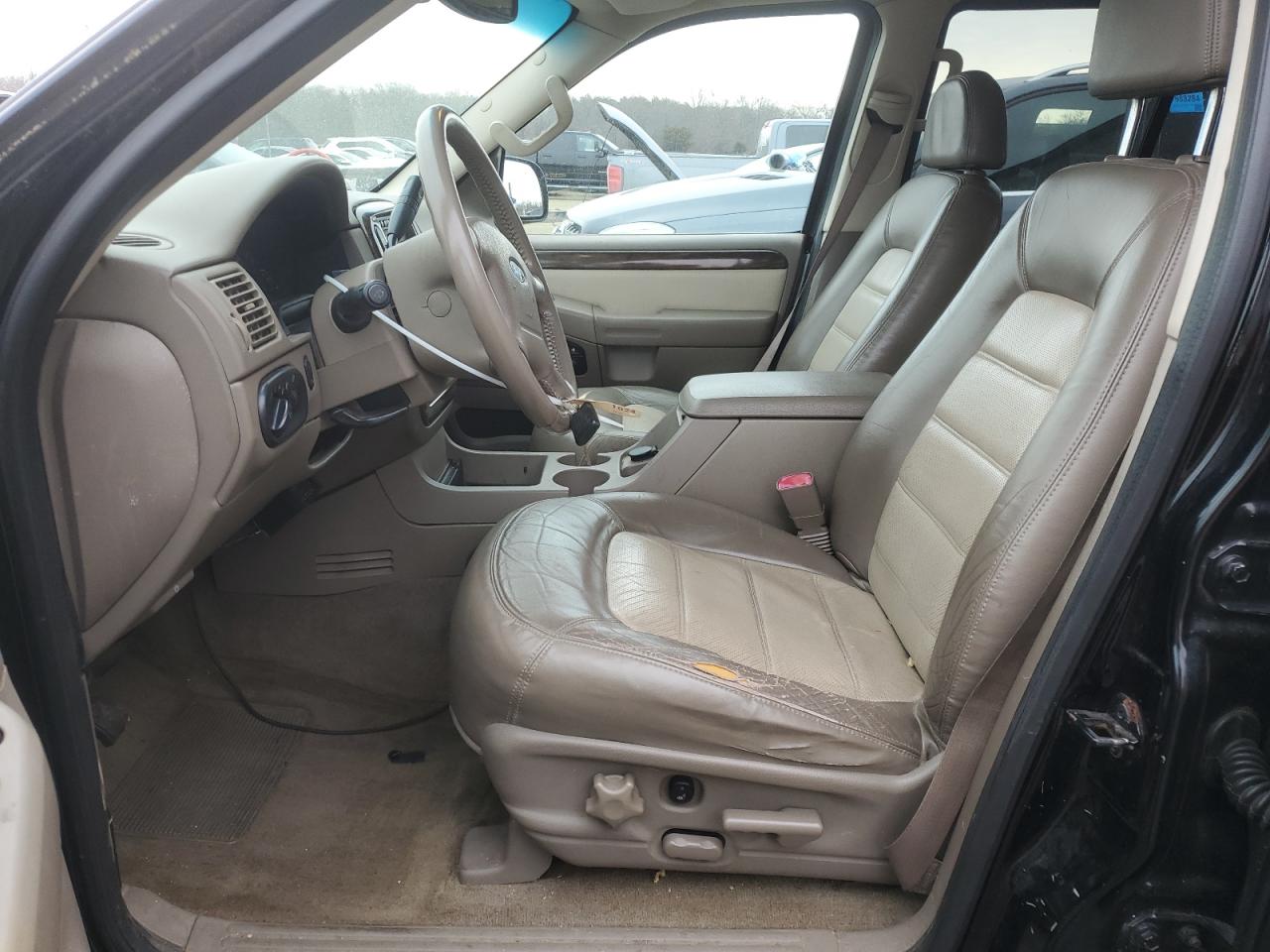 2002 Ford Explorer - Image 7