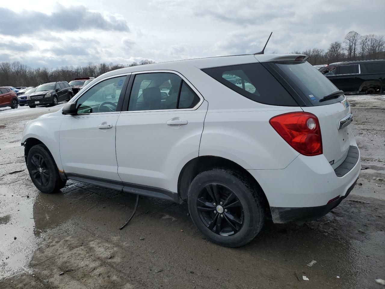 2014 Chevrolet Equinox - Image 2