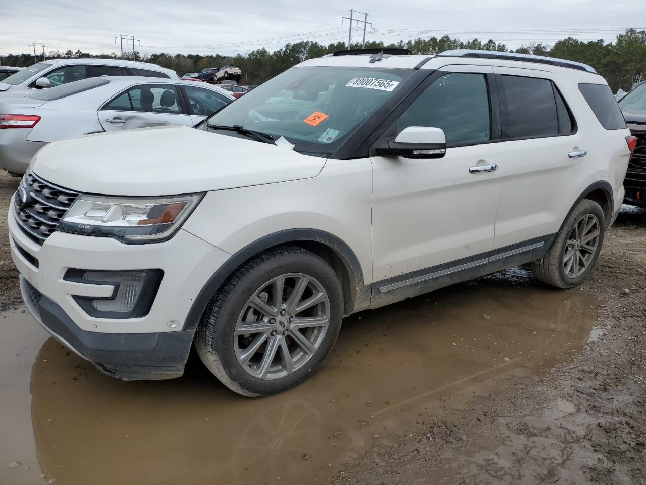 2017 Ford Explorer - Image 1