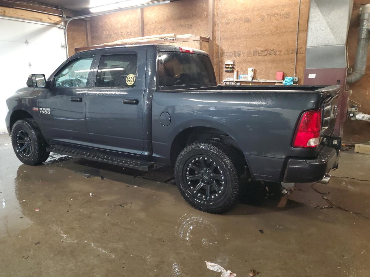 2014 RAM 1500 - Image 2