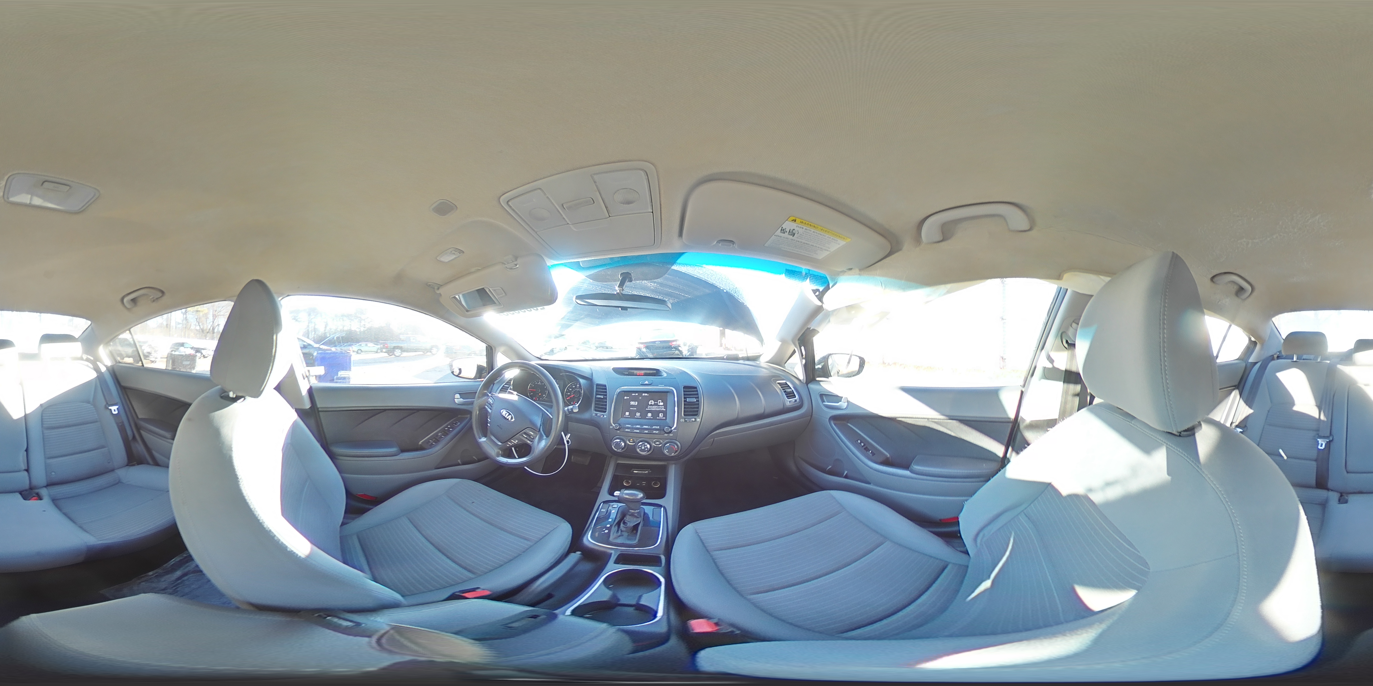 2018 Kia Forte - Image 14