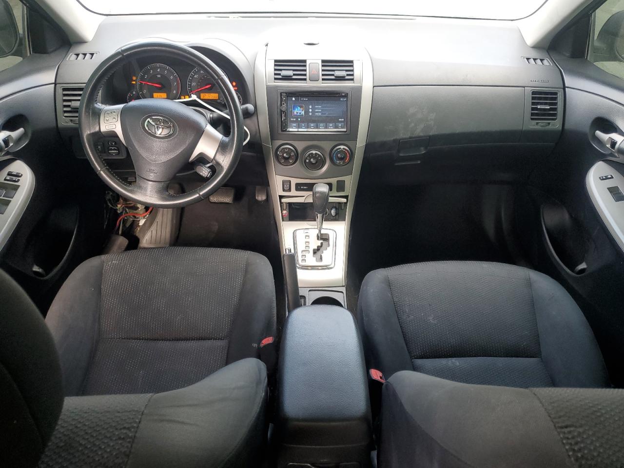 2010 Toyota Corolla - Image 8