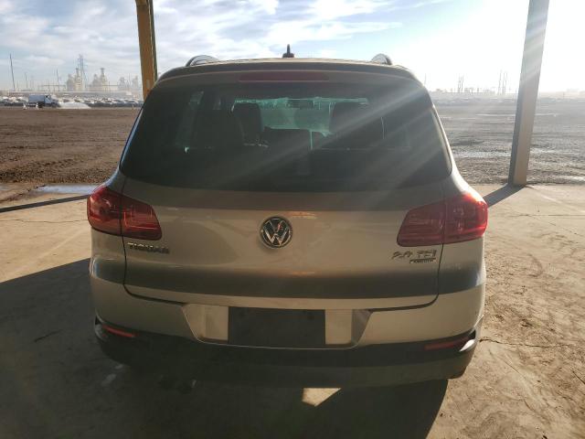  VOLKSWAGEN TIGUAN 2015 Srebrny