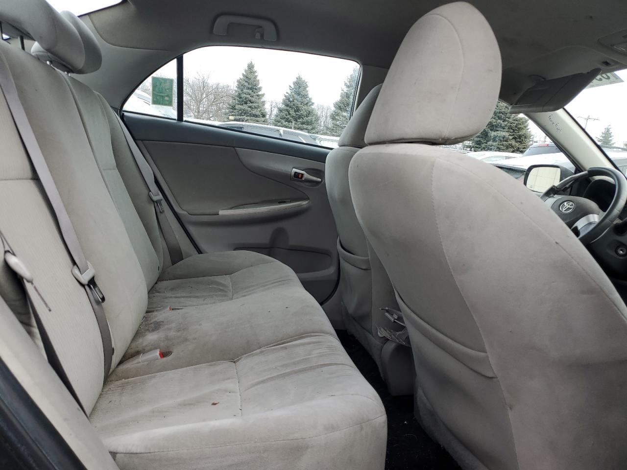 2010 Toyota Corolla - Image 10