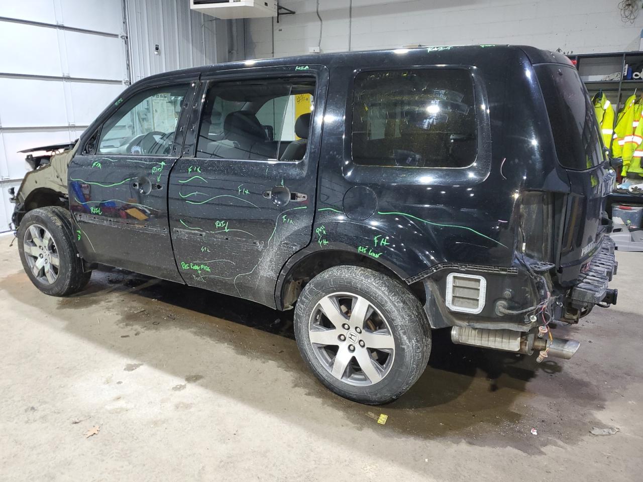 2014 Honda Pilot - Image 2