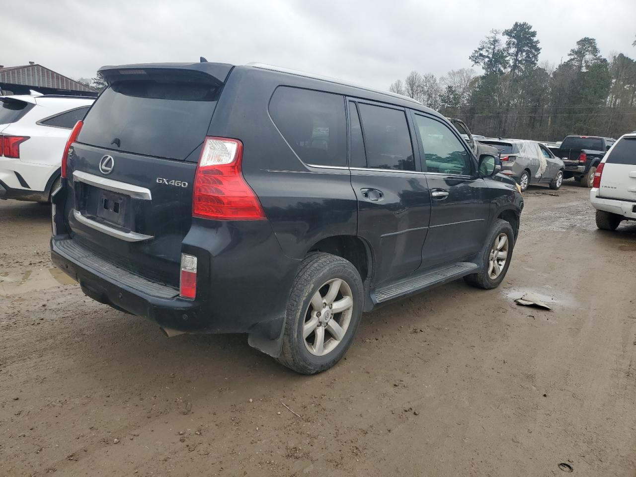 2011 Lexus GX - Image 3