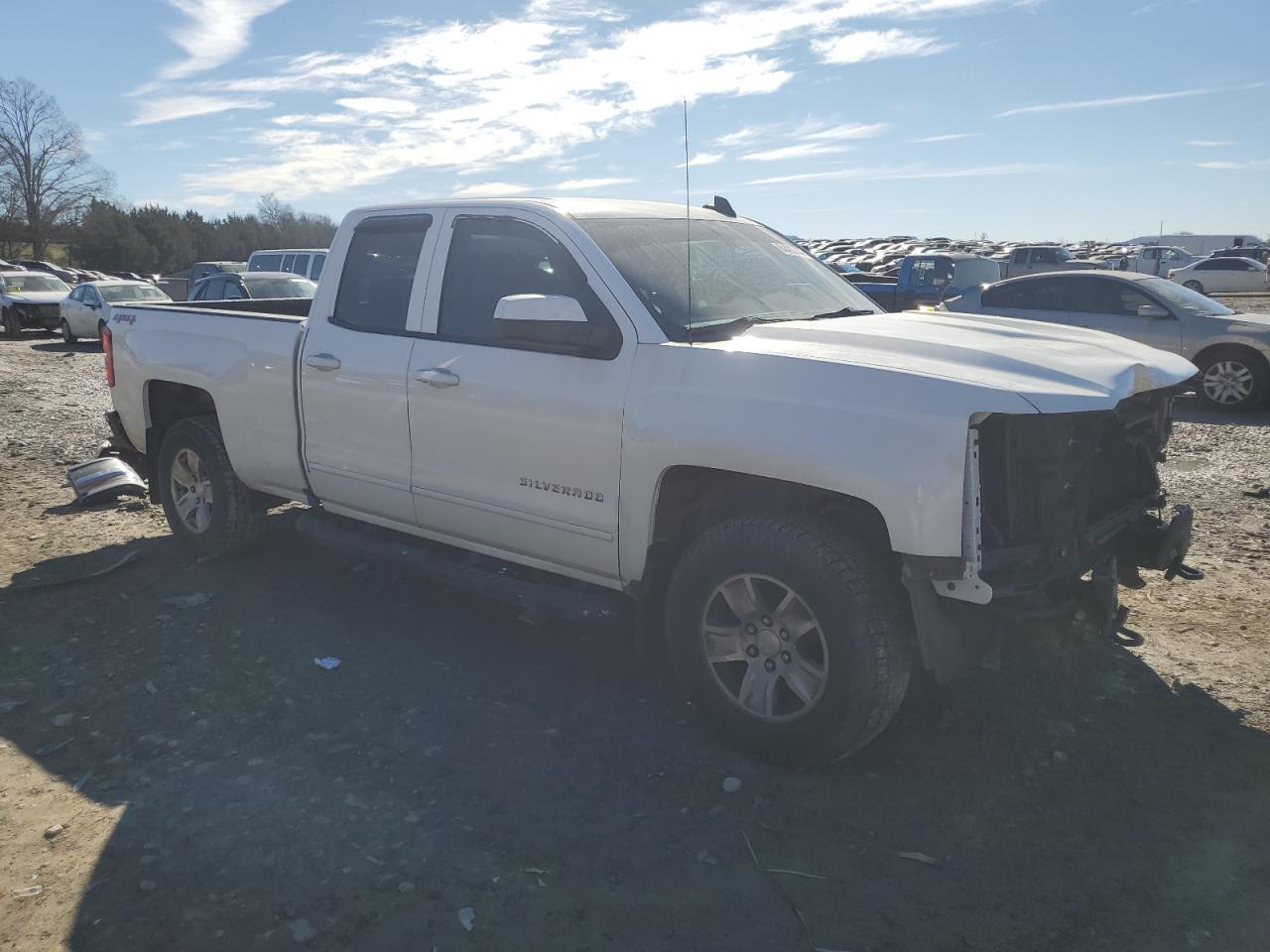 2016 Chevrolet Silverado - Image 4