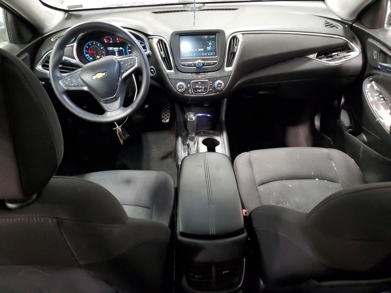 2017 Chevrolet Malibu - Image 8
