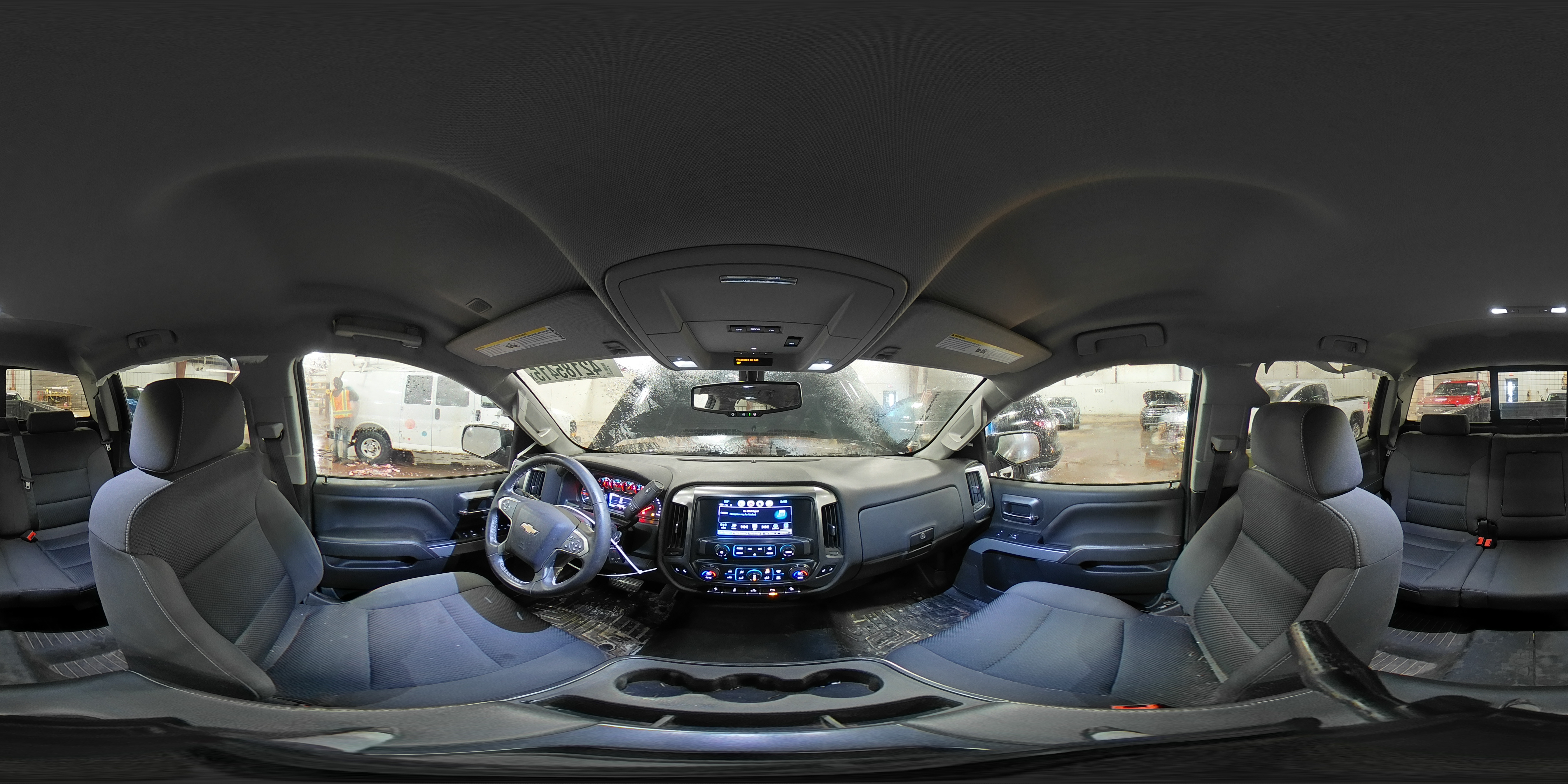 2018 Chevrolet Silverado - Image 13