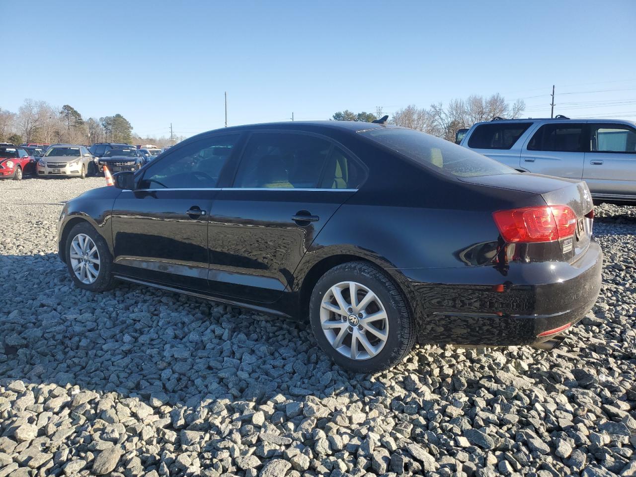 2014 Volkswagen Jetta - Image 2