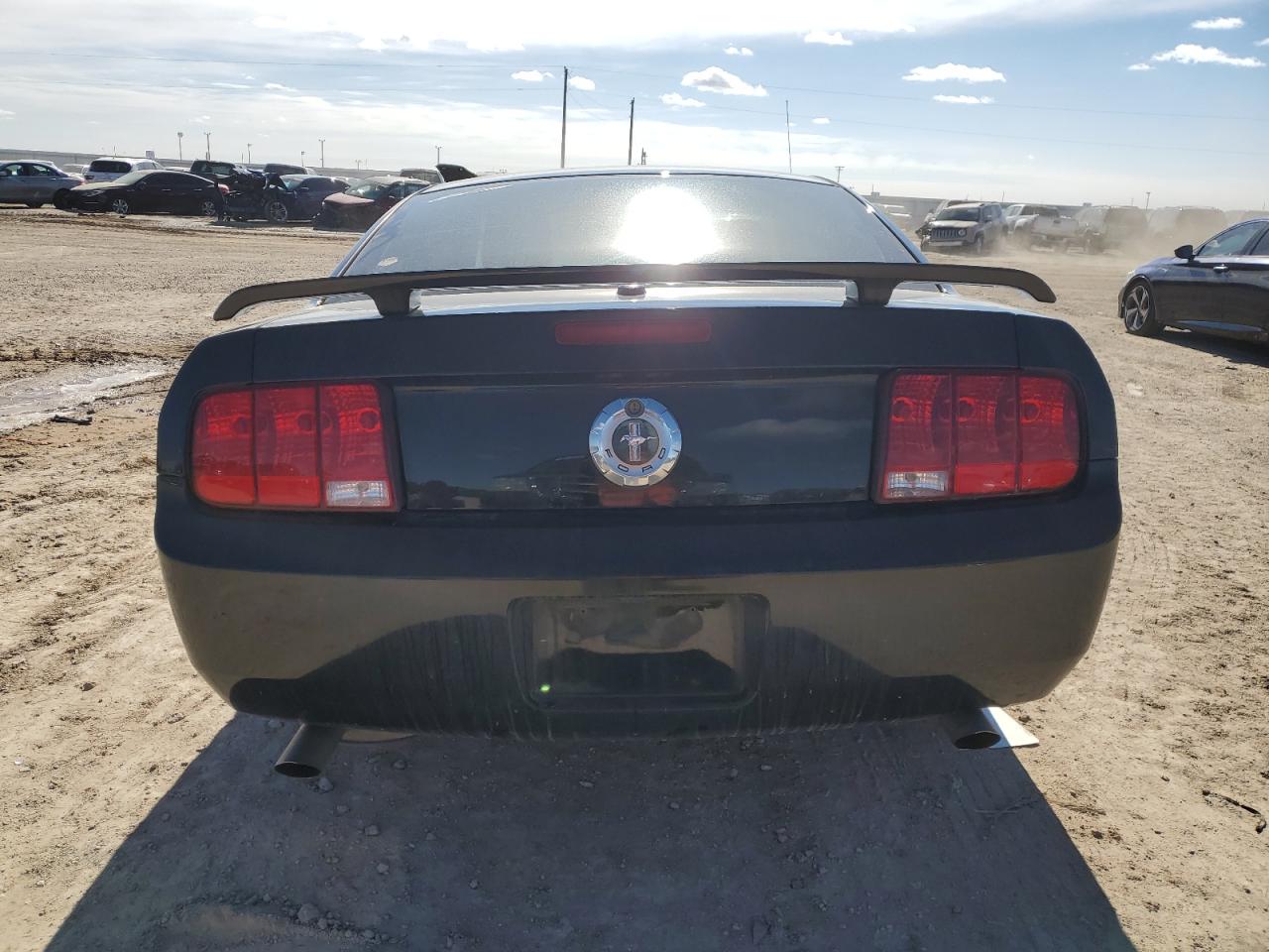 2008 Ford Mustang - Image 6