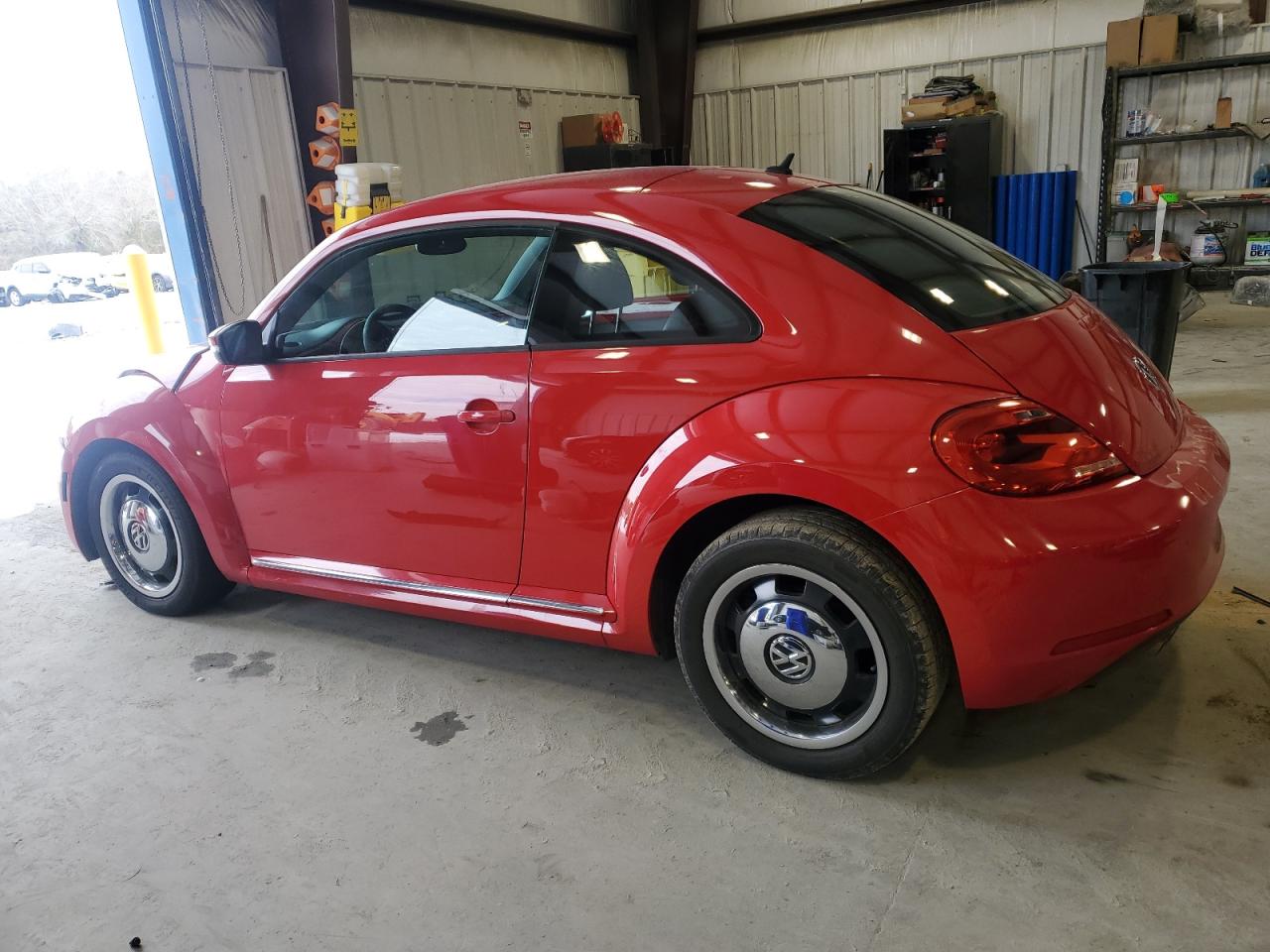 2012 Volkswagen Beetle - Image 2