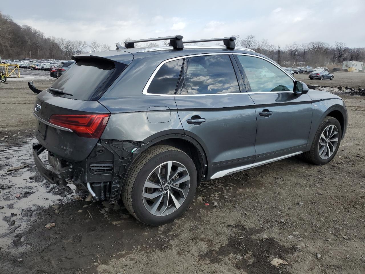 2024 Audi Q5 - Image 3
