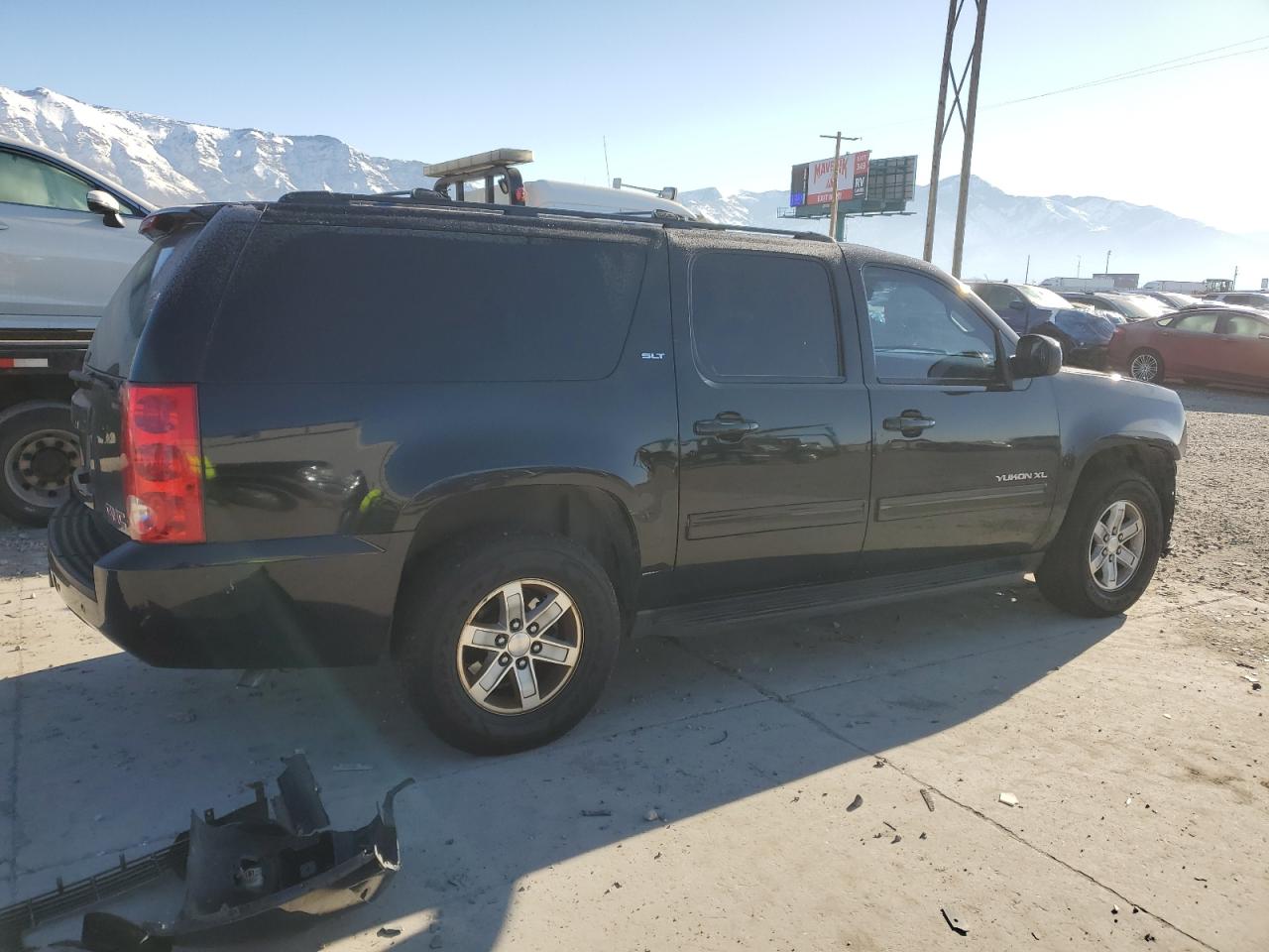2012 GMC Yukon - Image 3