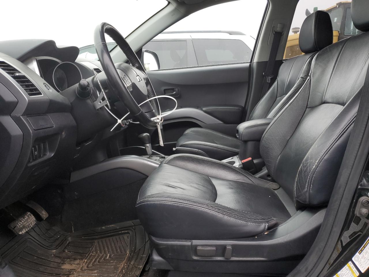 2007 Mitsubishi Outlander - Image 7