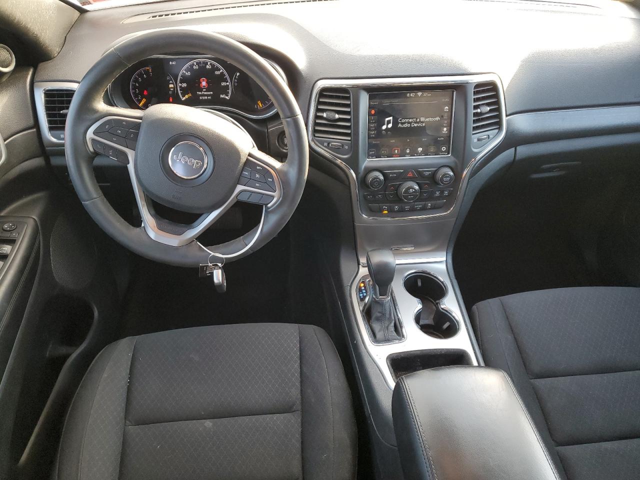 2018 Jeep Grand Cherokee - Image 8