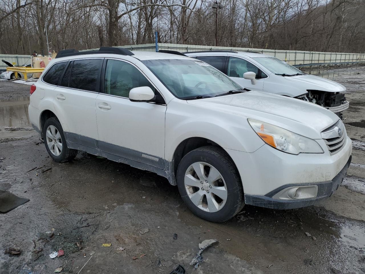 2012 Subaru Outback - Image 4
