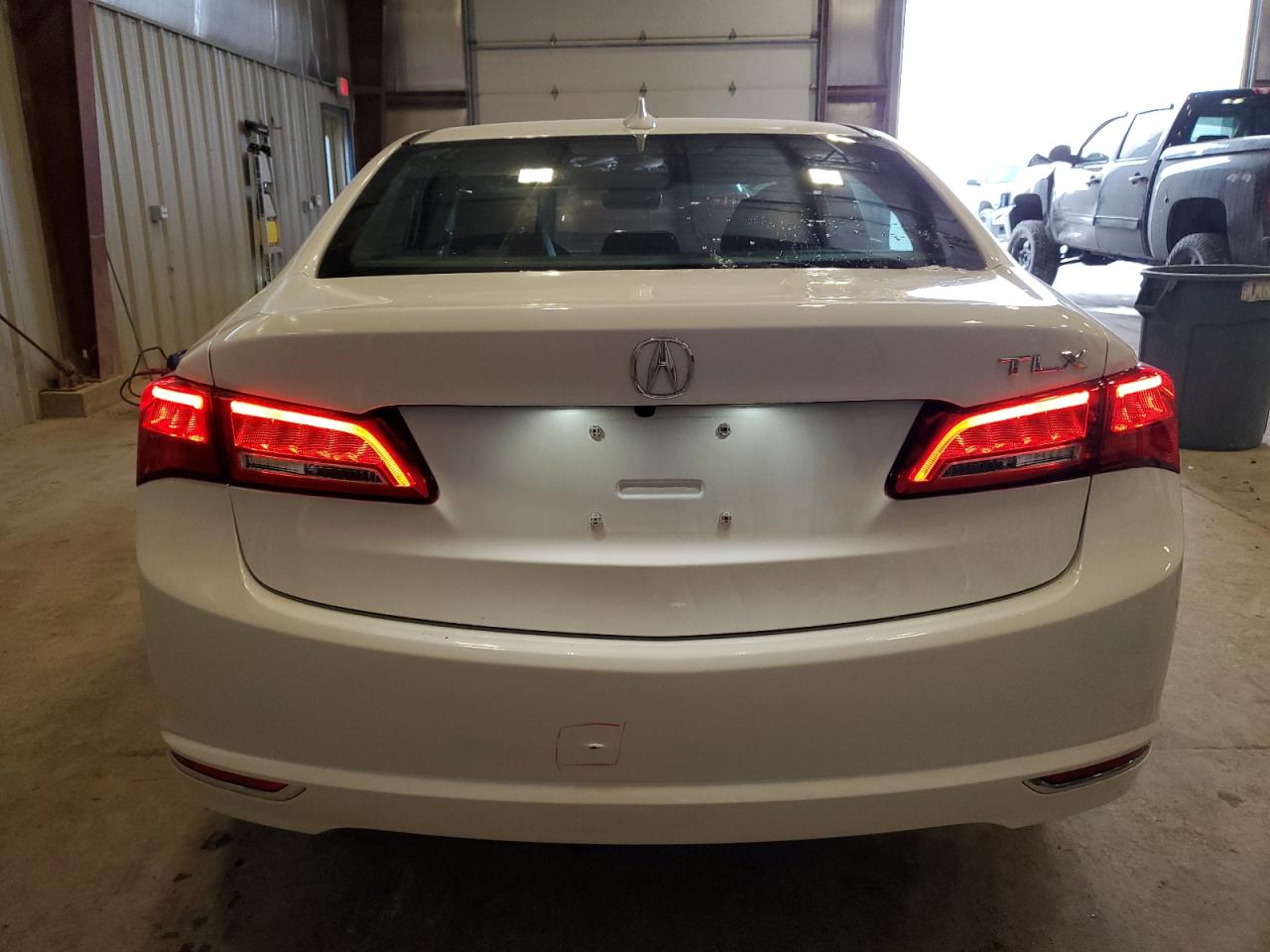 2018 Acura TLX - Image 6