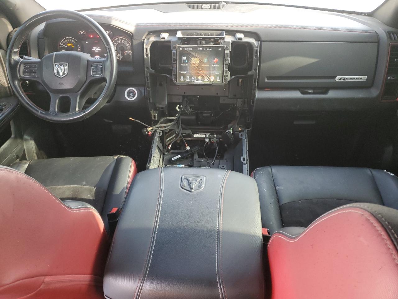 2016 RAM 1500 - Image 8
