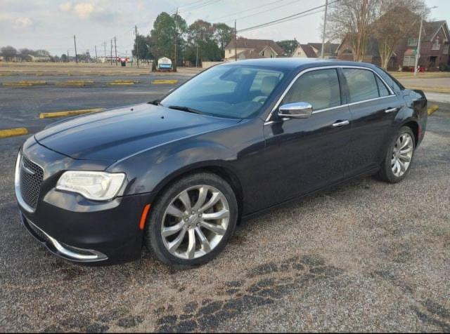  CHRYSLER 300 2018 Czarny