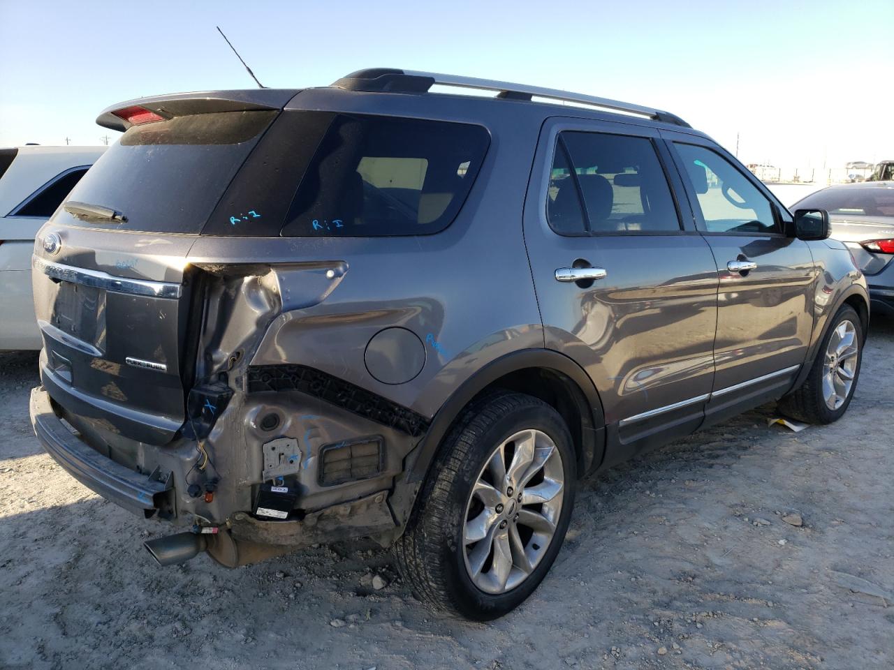 2013 Ford Explorer - Image 3