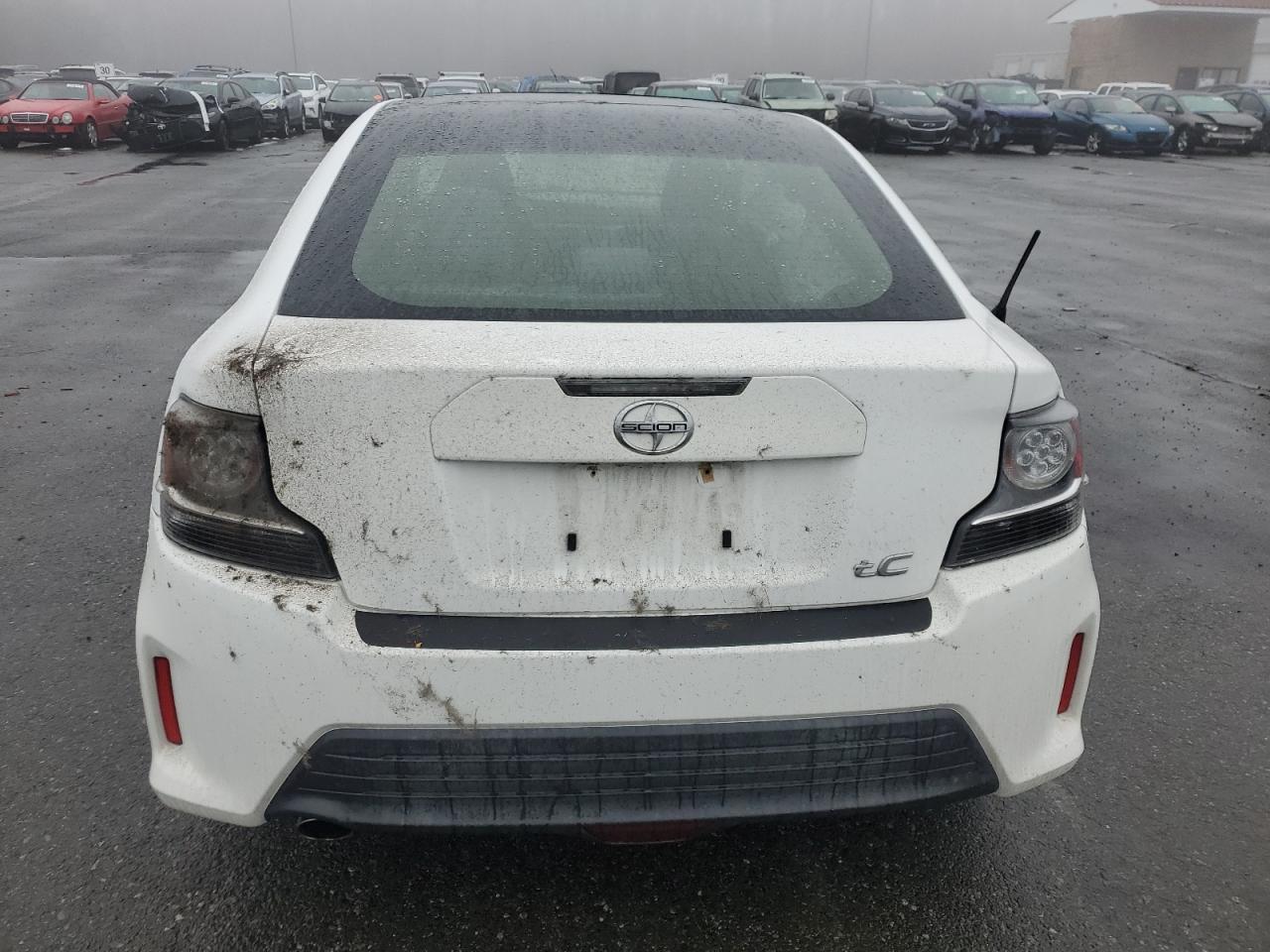 2014 Toyota tC - Image 6
