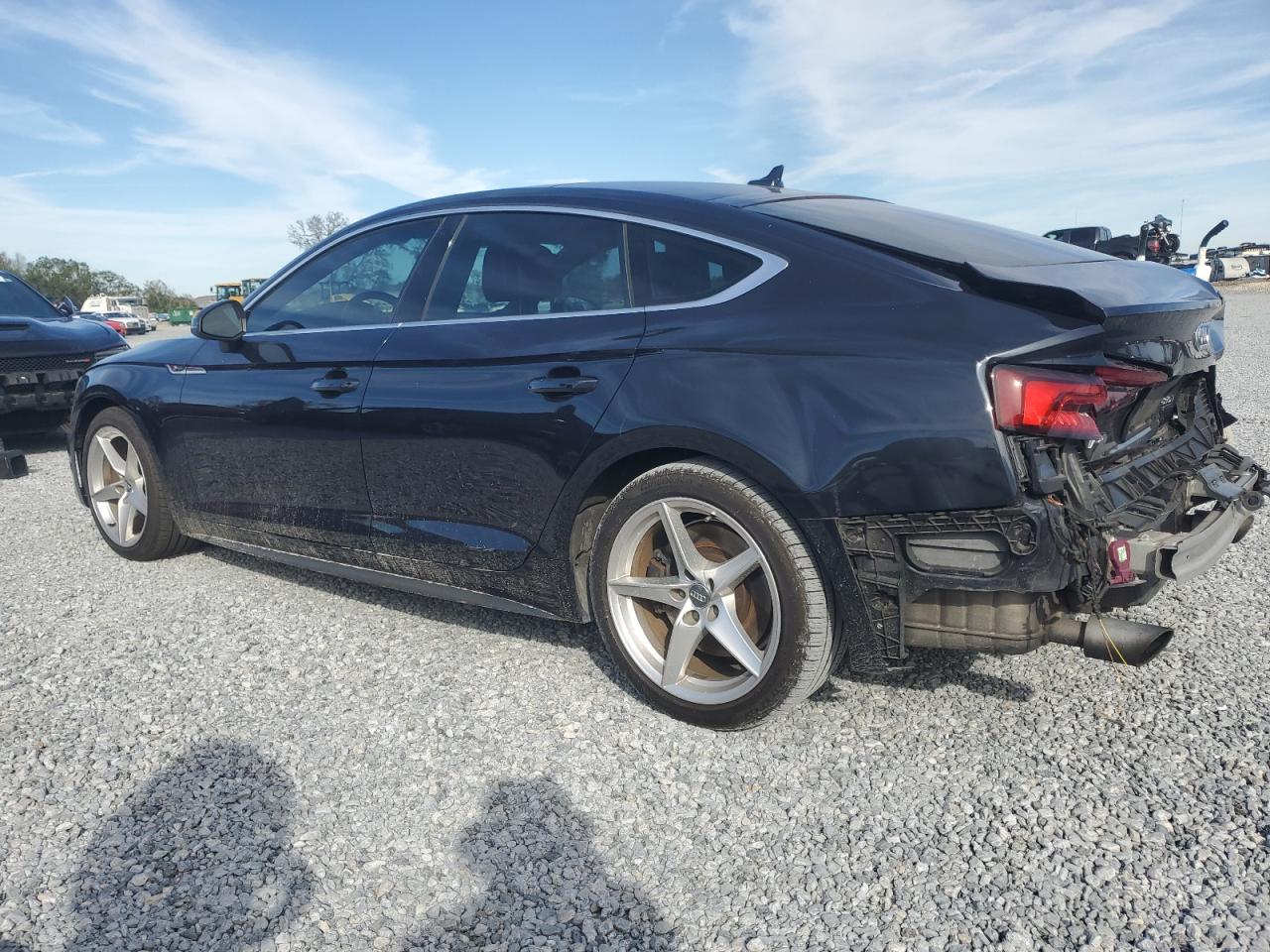 VIN WAUENCF59JA079298 2018 AUDI A5 no.2