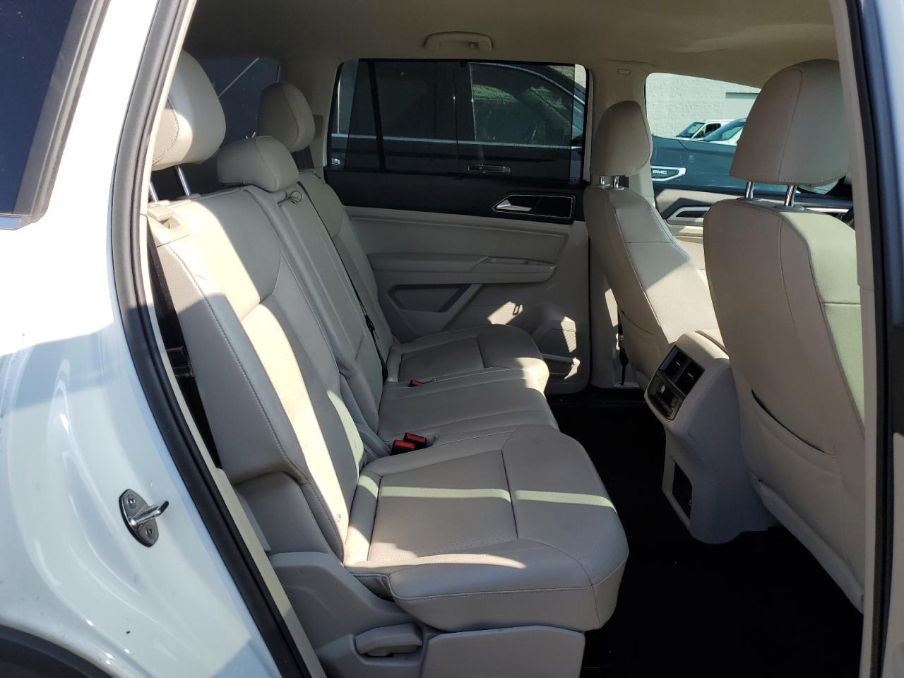 2019 Volkswagen Atlas - Image 11