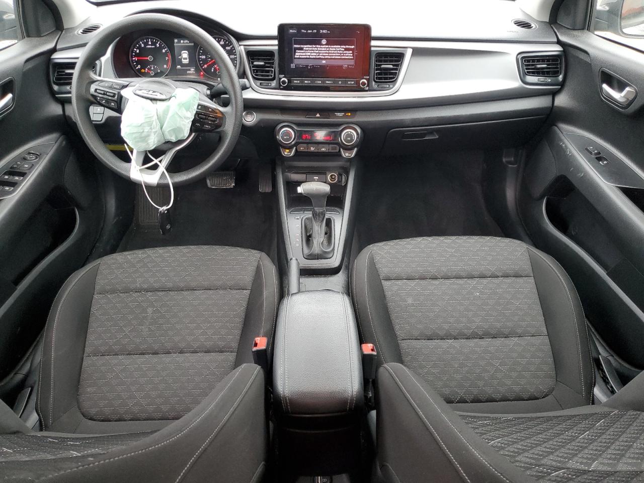 2021 Kia Rio - Image 8