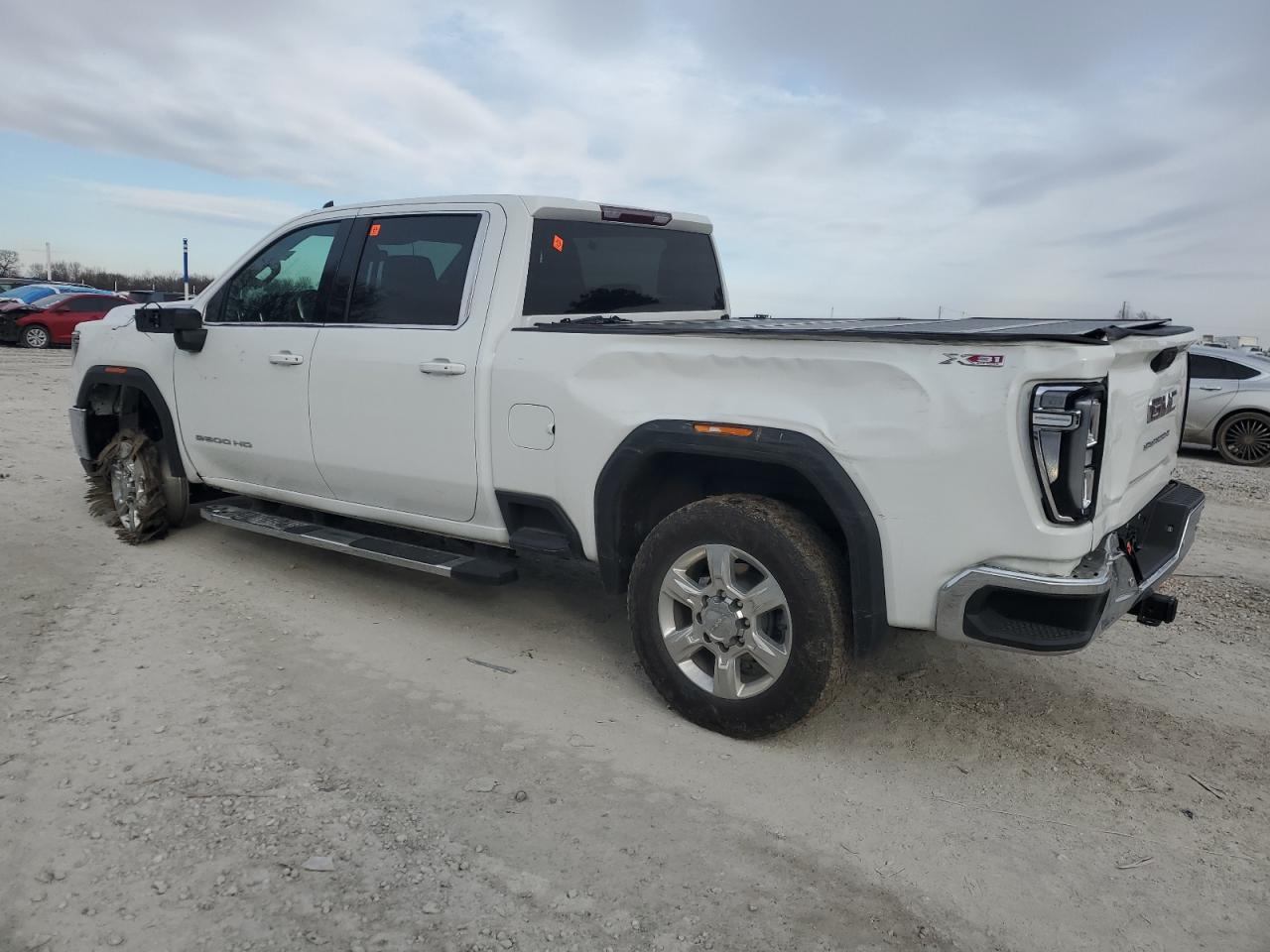 2021 GMC Sierra - Image 2