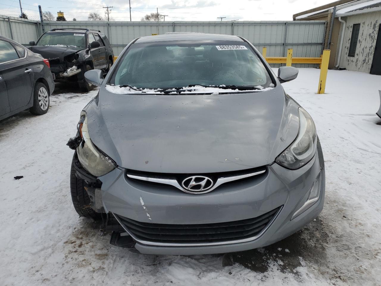 2015 Hyundai Elantra - Image 5
