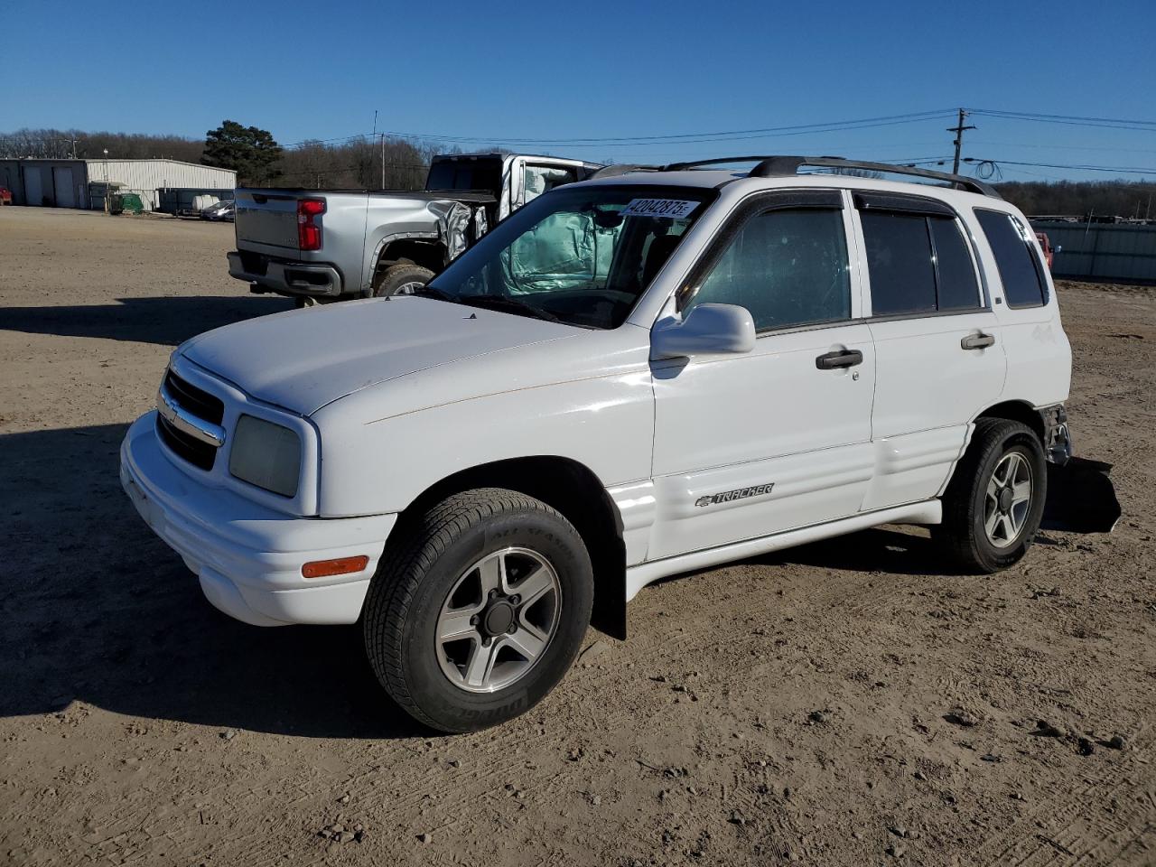 2004 Chevrolet Tracker - Image 1