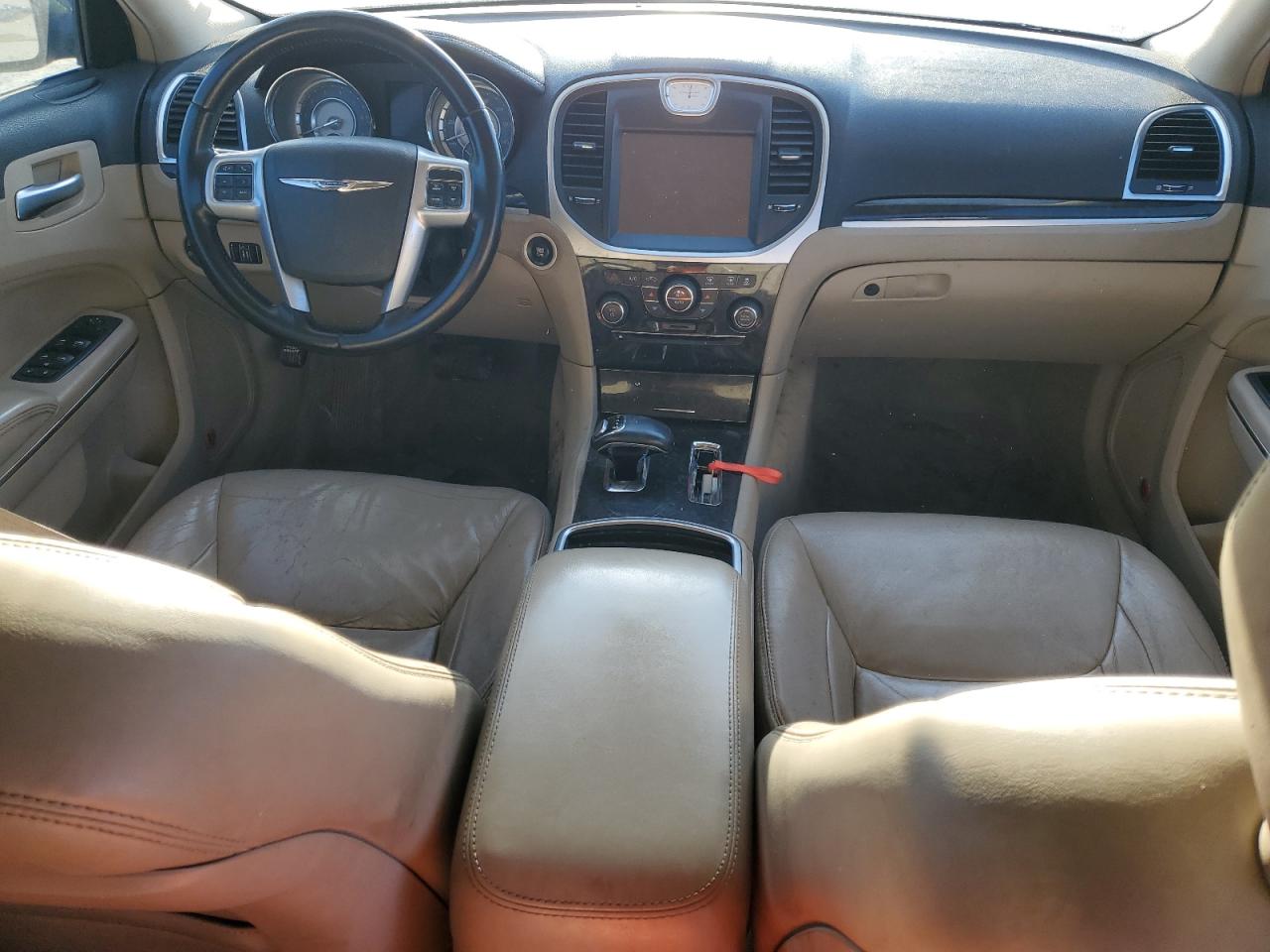2014 Chrysler 300 - Image 8