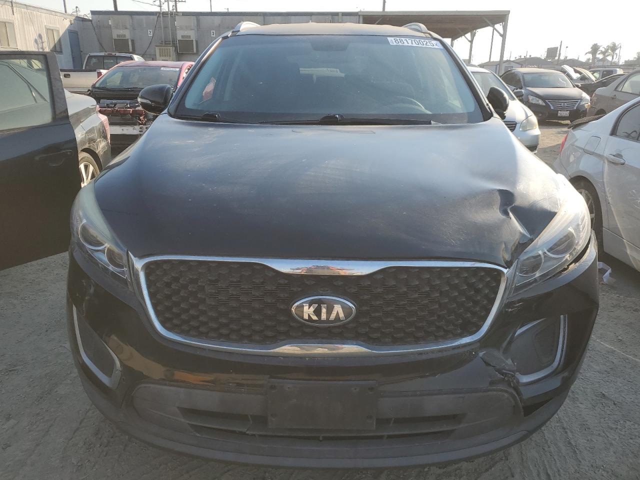 VIN 5XYPGDA57JG372992 2018 KIA SORENTO no.5